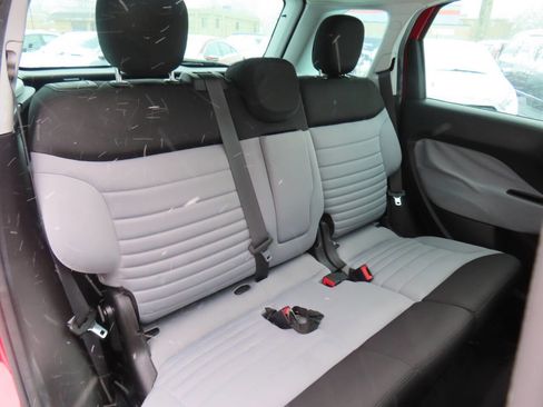 Used 2014 FIAT 500L Easy w/ Popular Equipment Group image 38