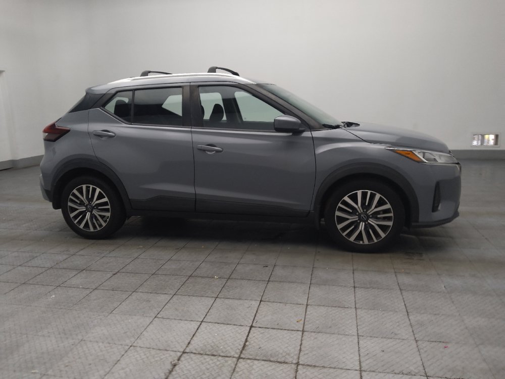 Used 2022 Nissan Kicks SV w/ Interior Electronics Package FWD image 11