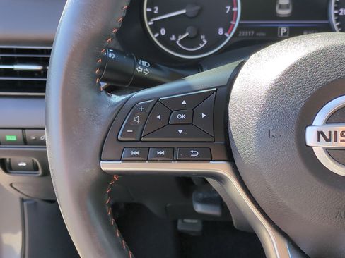 Used 2022 Nissan Sentra SR w/ Electronics Package image 18