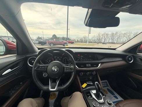Used 2021 Alfa Romeo Stelvio Sprint w/ Cold Weather Package image 12