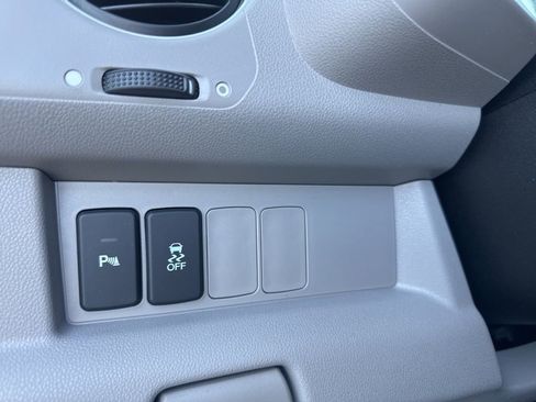 Used 2013 Honda Pilot Touring image 17