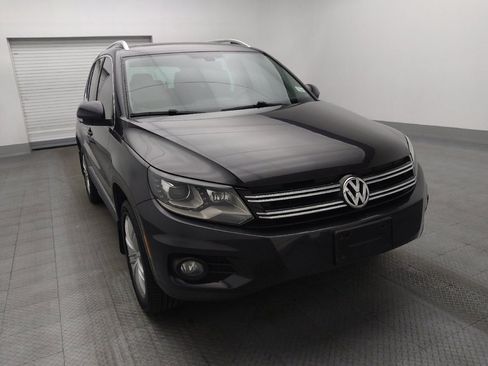 Used 2016 Volkswagen Tiguan SE image 14