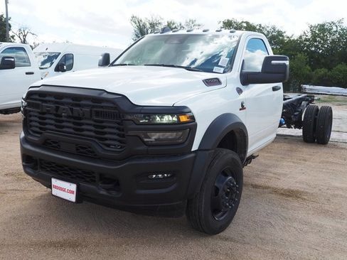 New 2026 RAM 5500 Tradesman image 2