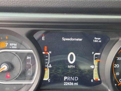 Used 2024 Jeep Wrangler Unlimited Sport AWD/4WD image 12