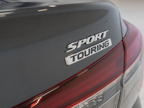 Used 2025 Honda Civic Sport image 11