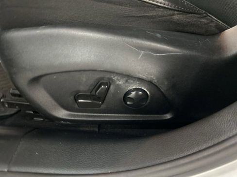 Used 2022 Jeep Compass Limited w/ Elite Group image 9