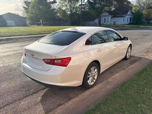 Used 2016 Chevrolet Malibu LT w/ Leather Package image 6