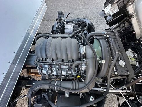 New 2025 Chevrolet Low Cab Forward image 31