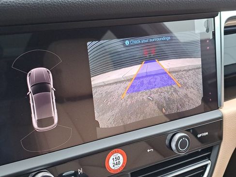 New 2026 Porsche Macan image 34