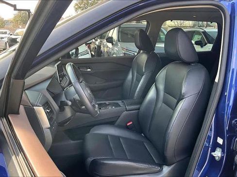 Certified 2023 Nissan Rogue SV w/ SV Premium B Package image 8