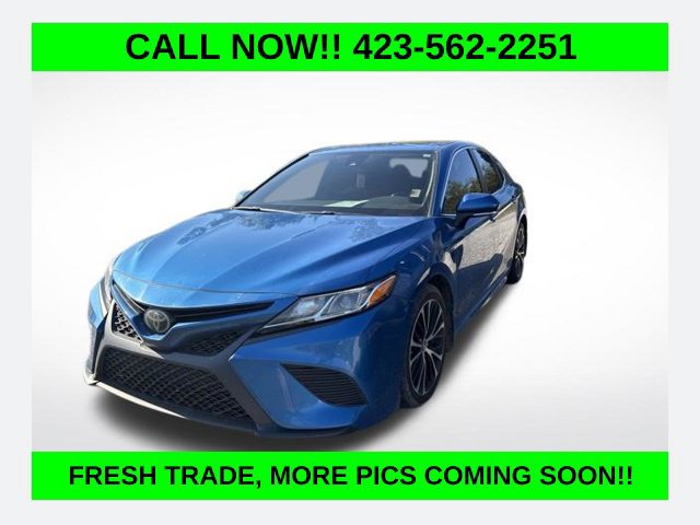 Used 2019 Toyota Camry SE w/ Convenience Package FWD image 1