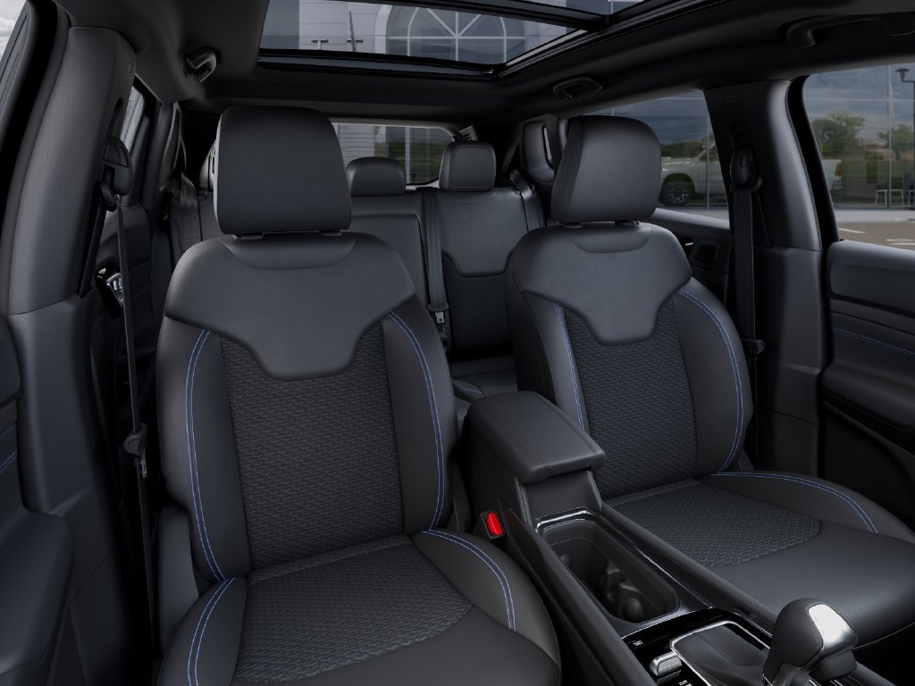 New 2026 Jeep Compass Latitude w/ Sun and Sound Group AWD/4WD image 20