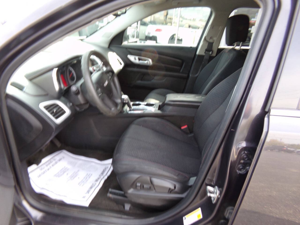 Used 2015 GMC Terrain SLE FWD image 10