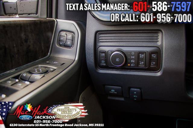 New 2026 Ford F250 Lariat w/ Black Appearance Package AWD/4WD image 52