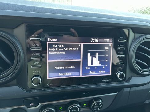 Used 2021 Toyota Tacoma SR w/ SR Convenience Package image 24