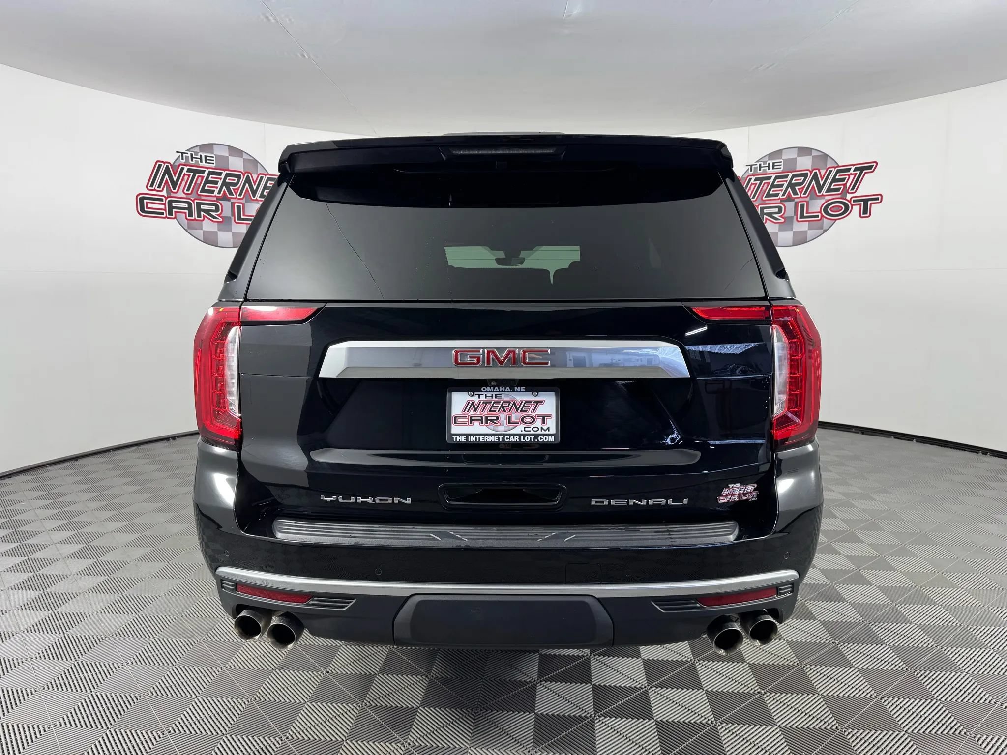 Used 2022 GMC Yukon Denali w/ Advanced Technology Package AWD/4WD image 6