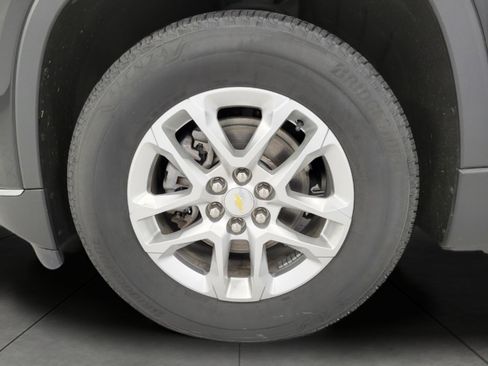 Used 2021 Chevrolet Traverse LT w/ LPO, Floor Liner Package AWD/4WD image 32