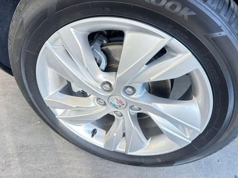 Used 2025 Buick Encore GX Preferred image 30