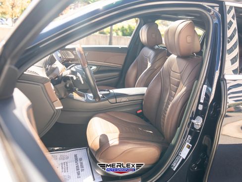 Used 2017 Mercedes-Benz S 550 Sedan image 16