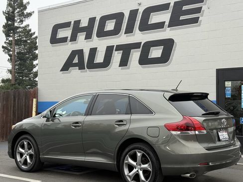 Used 2013 Toyota Venza LE image 21