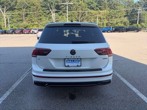 Certified 2023 Volkswagen Tiguan SE R-Line AWD/4WD image 4