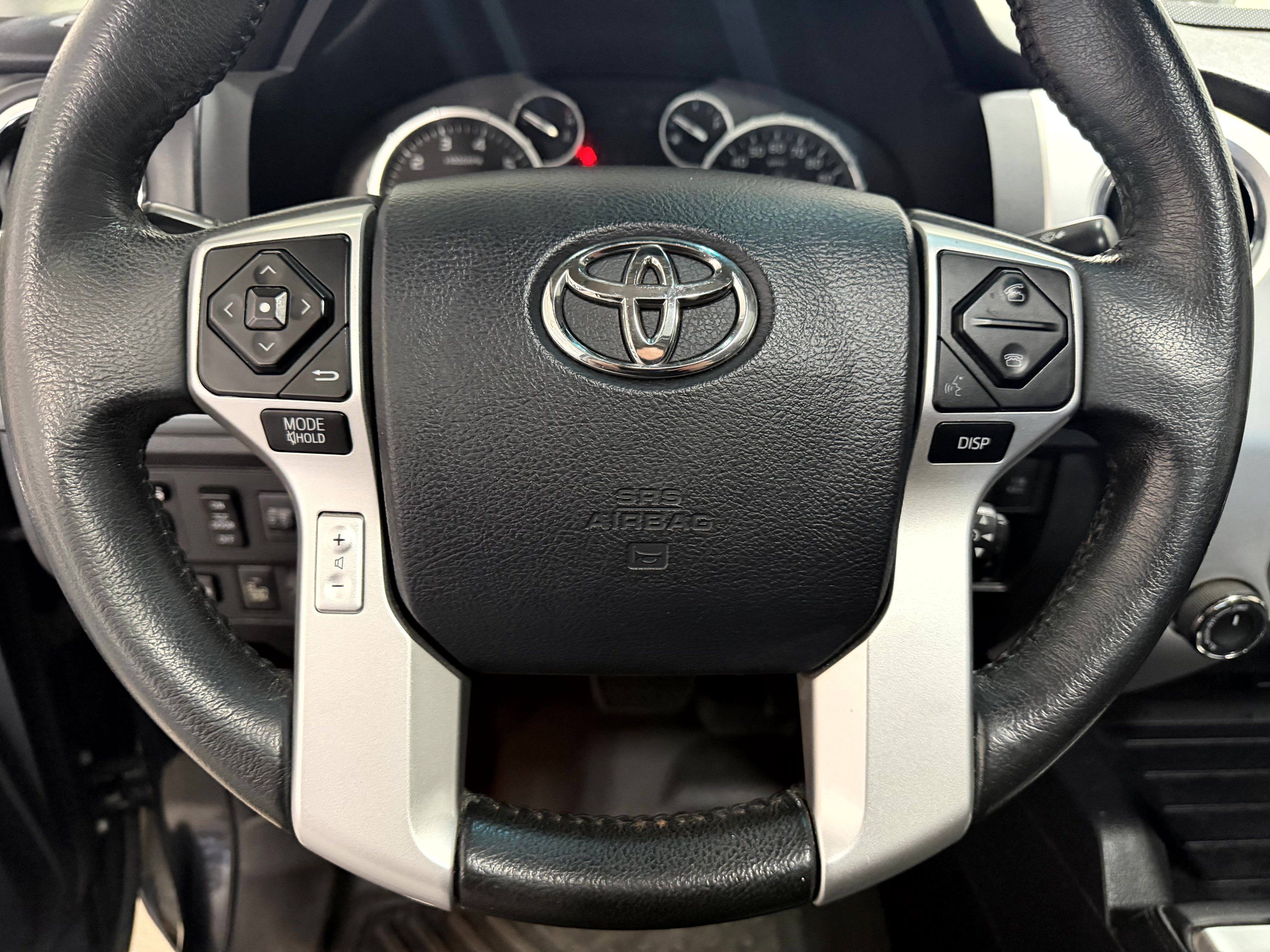 Used 2017 Toyota Tundra Platinum AWD/4WD image 14