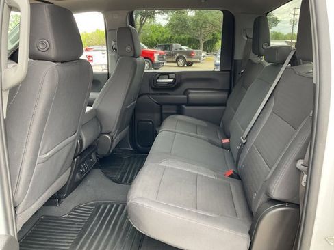 Used 2025 Chevrolet Silverado 2500 Custom w/ Custom Value Package AWD/4WD image 9