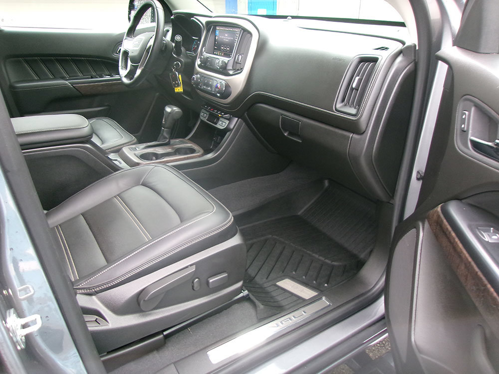 Used 2021 GMC Canyon Denali AWD/4WD image 9