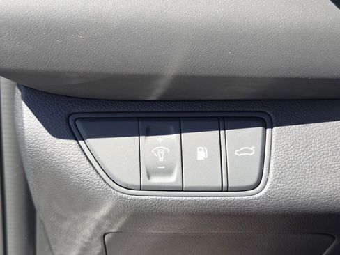 New 2026 Genesis G70 2.5T Prestige RWD image 25