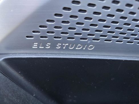 Certified 2023 Acura MDX FWD w/ Technology Package image 22