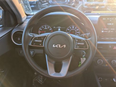 Certified 2023 Kia Forte LXS image 11