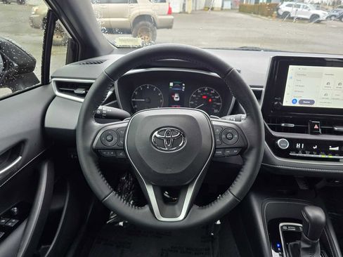 Used 2025 Toyota Corolla SE image 20
