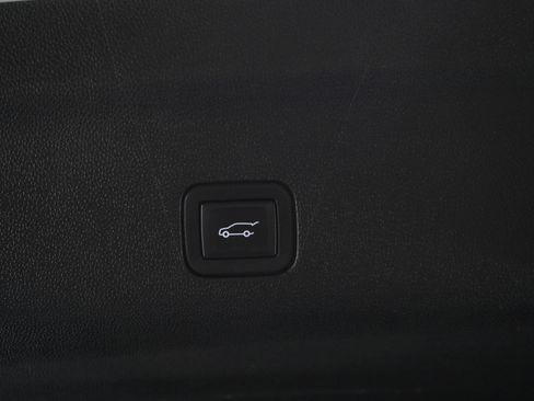 Used 2023 Chevrolet Tahoe RST w/ Luxury Package AWD/4WD image 19
