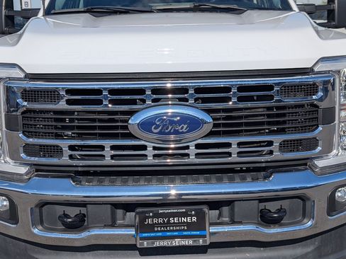 Used 2024 Ford F550 4x4 Regular Cab Super Duty image 9