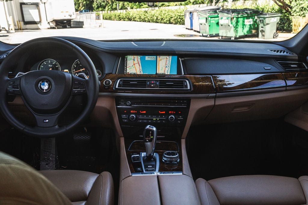 Used 2014 BMW 740i RWD image 19