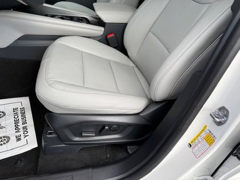 New 2026 Ford Explorer Active w/ Active Comfort Package image 11