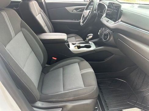 Used 2023 Chevrolet Blazer LT image 14