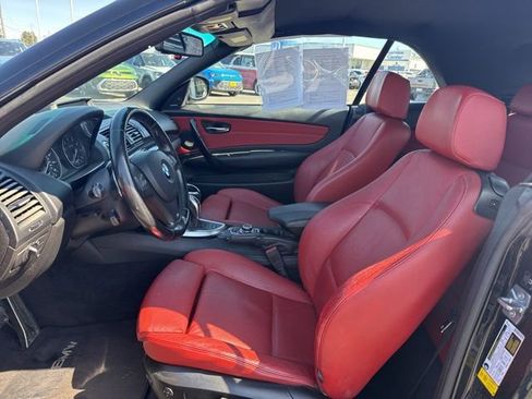 Used 2011 BMW 135i Convertible image 15