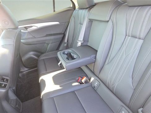 New 2026 Buick Envision Avenir image 24