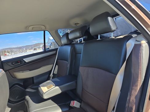 Used 2019 Subaru Outback 2.5i image 14
