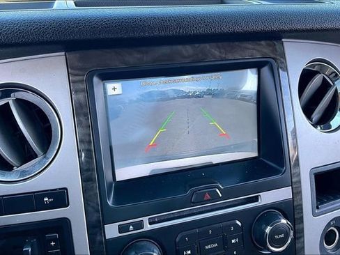 Used 2017 Ford Expedition Limited w/ Equipment Group 301A RWD image 13