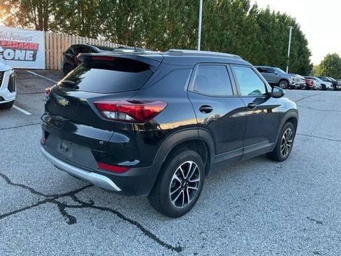 Used 2025 Chevrolet TrailBlazer LT AWD/4WD image 7