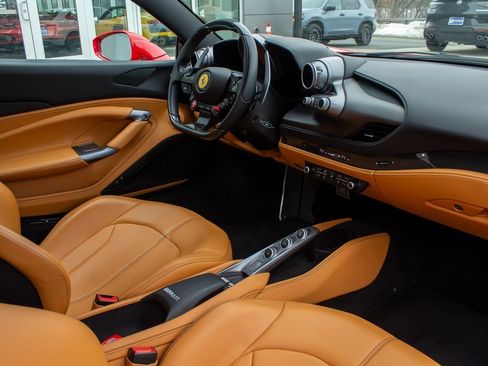 Used 2020 Ferrari F8 Tributo image 15