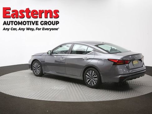 Used 2023 Nissan Altima 2.5 SV FWD image 62