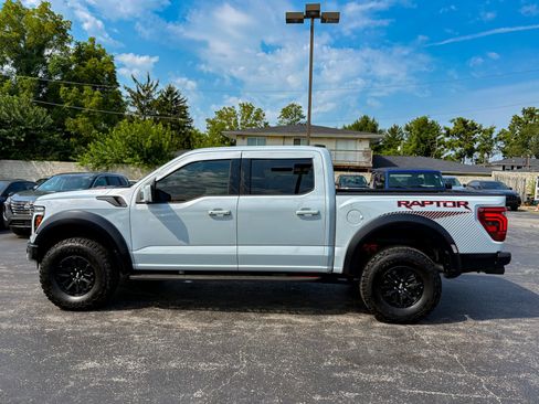 Used 2025 Ford F150 Raptor AWD/4WD image 7