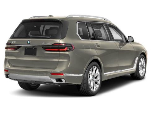 Used 2024 BMW X7 xDrive40i w/ Executive Package AWD/4WD image 2