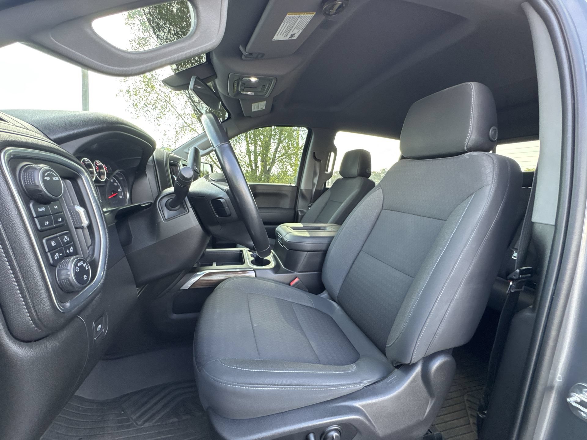 Certified 2021 Chevrolet Silverado 1500 LT Trail Boss w/ Convenience Package II AWD/4WD image 11