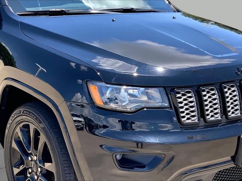 Used 2022 Jeep Grand Cherokee Laredo X RWD image 26