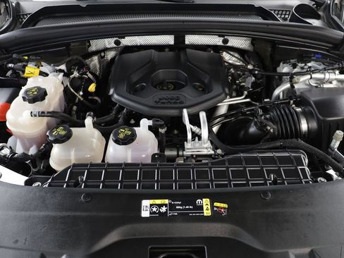 Used 2023 Jeep Grand Cherokee Overland w/ Advanced Protech Group III image 25