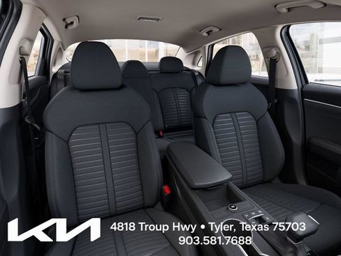 New 2026 Kia K5 LXS FWD image 15